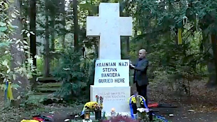 Graham Phillips gravesite