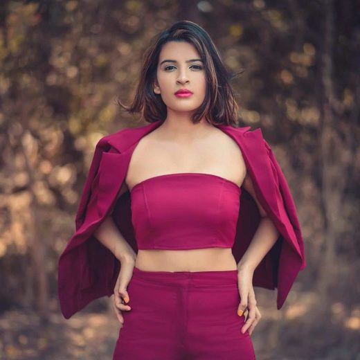 Click to enlarge Mansi Dixit
