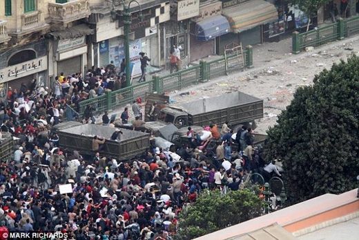 Click to enlarge violent revolution Egypt
