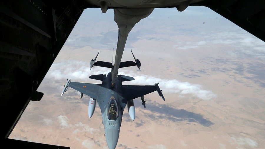 Click to enlarge US Air Force F-16 over Iraq and Syria air space