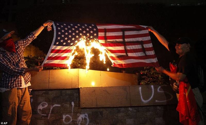 Click to enlarge caravan mixigo burn flag