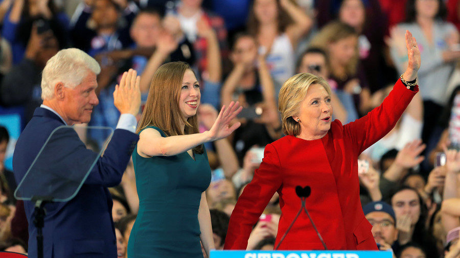 Chelsea, Bill and Hillary Clinton