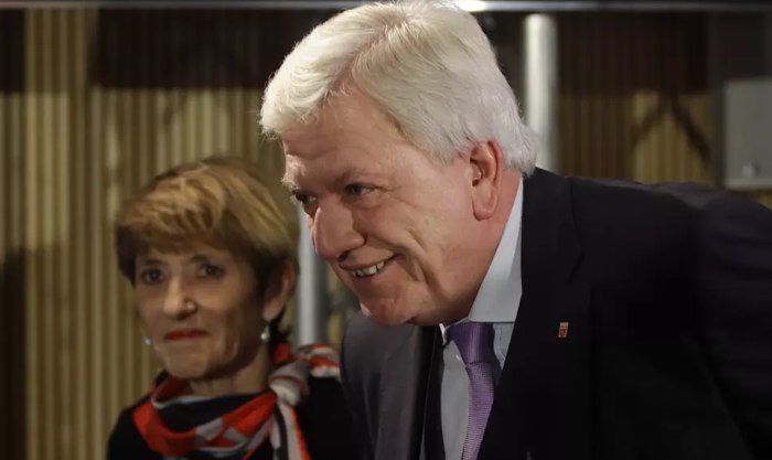 Click to enlarge Volker Bouffier