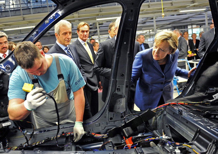 Merkel visits car factory