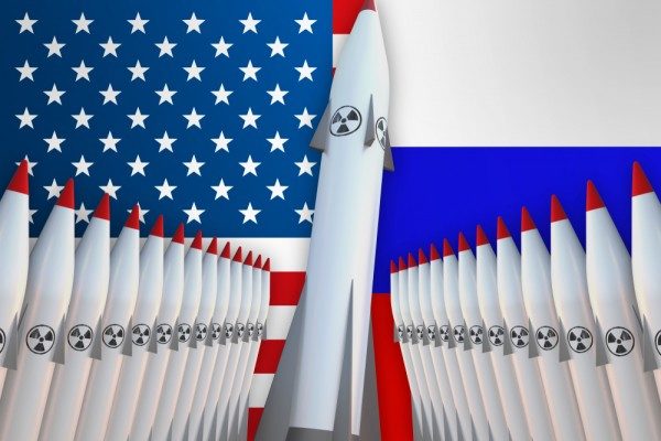missile russian flag US flag