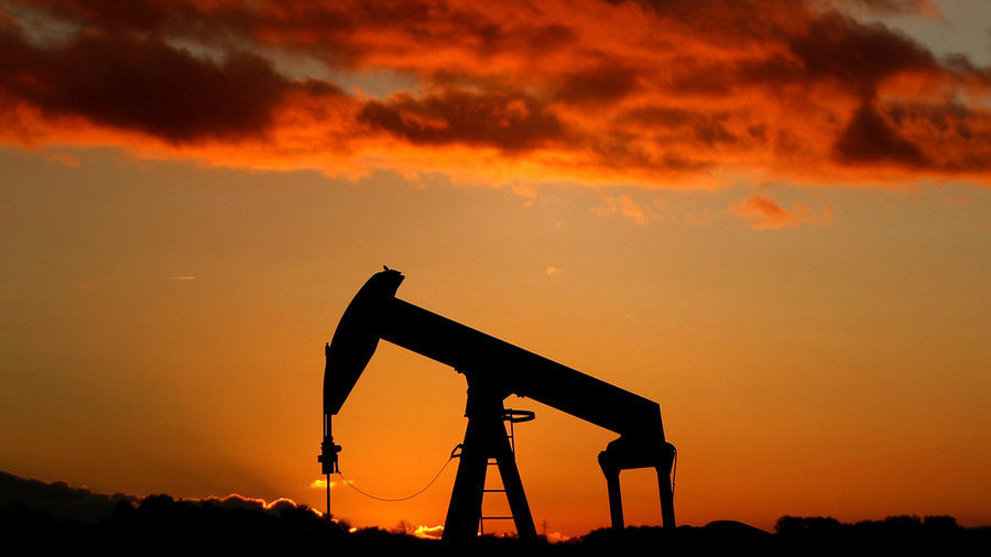 Click to enlarge oil pump