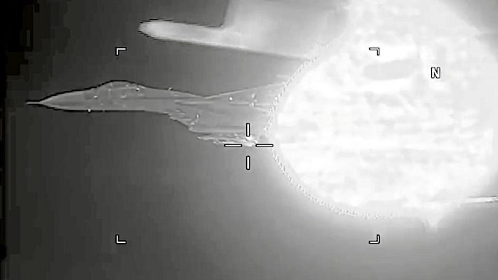 Click to enlarge Spy plane