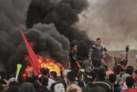 Click to enlarge gaza protest