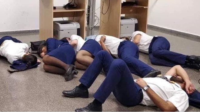 ryanair sleep floor staff