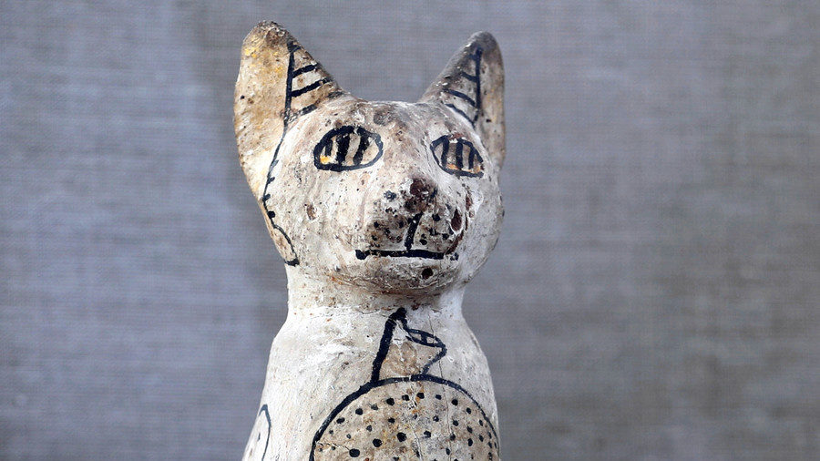 Click to enlarge cat statue tomb