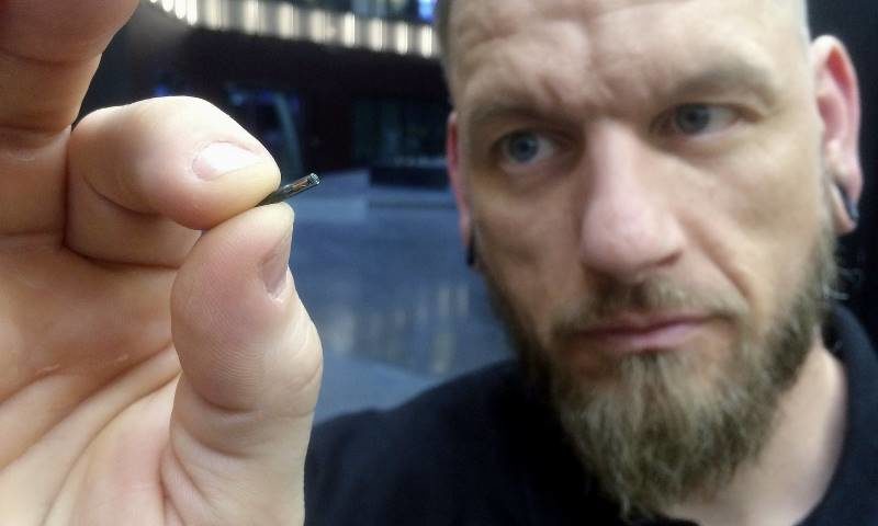 microchip humans
