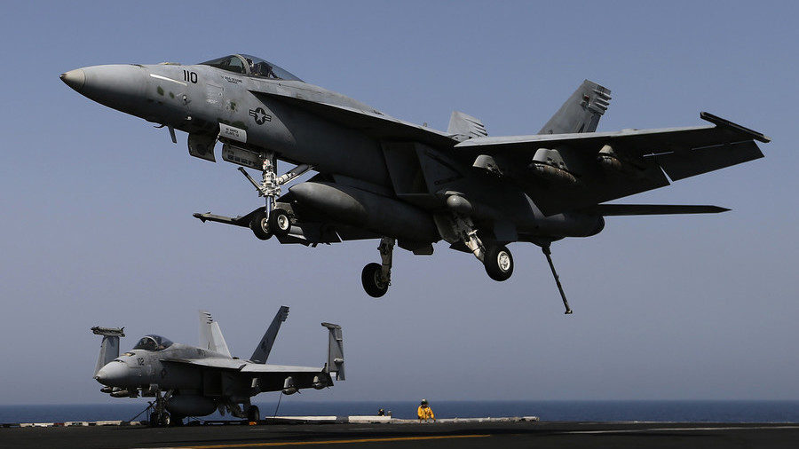 f 18 jet