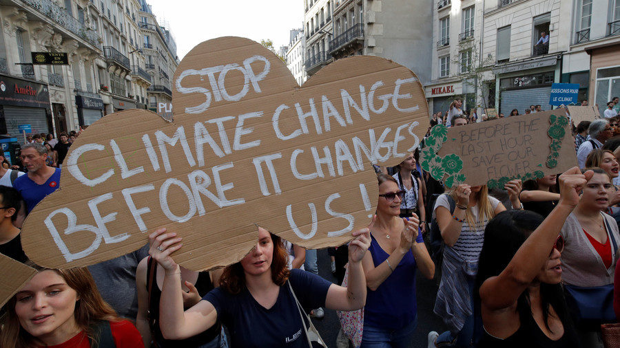 Click to enlarge climate change protest