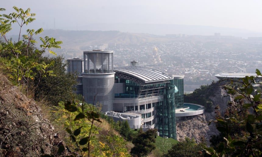 Click to enlarge residence Georgian billionaire Bidzina Ivanishvili