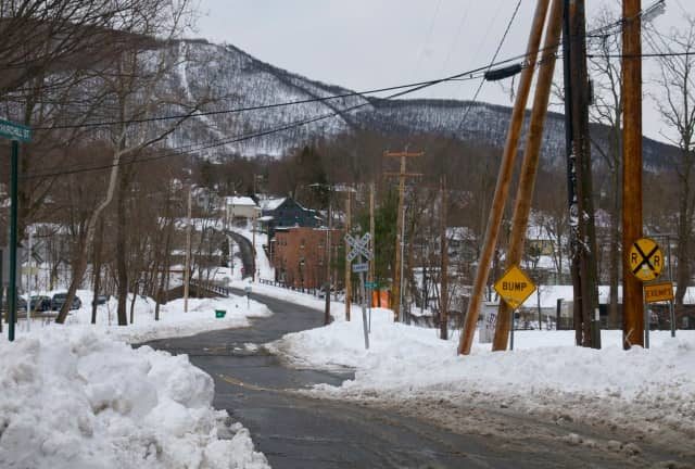 Click to enlarge A rare pre-Thanksgiving snowstorm dumped more snow than expected in the area.