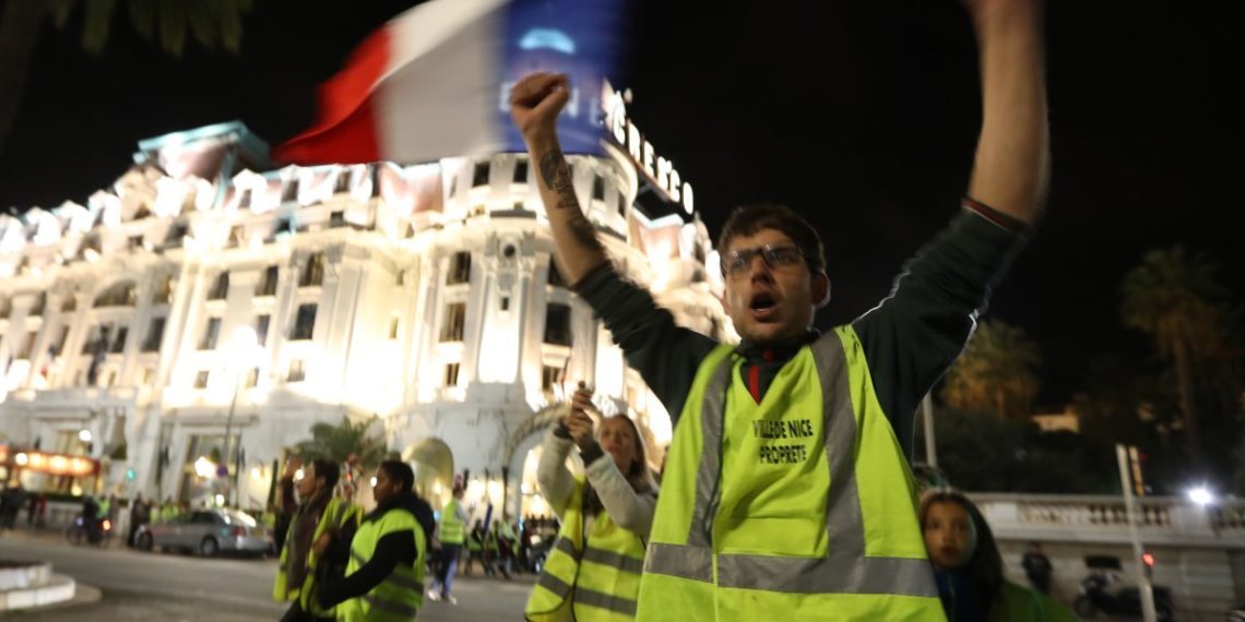 Gilets jaunes protesters France French