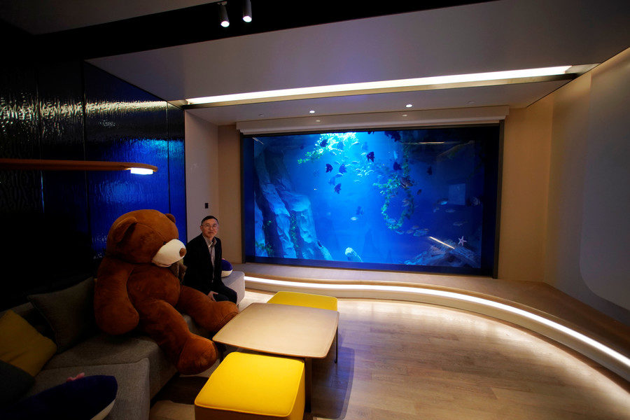 Click to enlarge man and bear