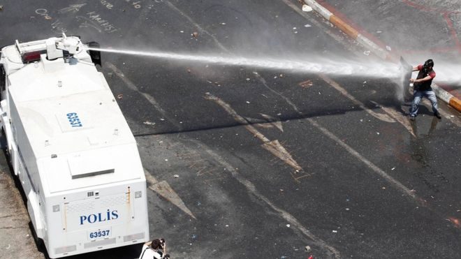 Click to enlarge water cannon