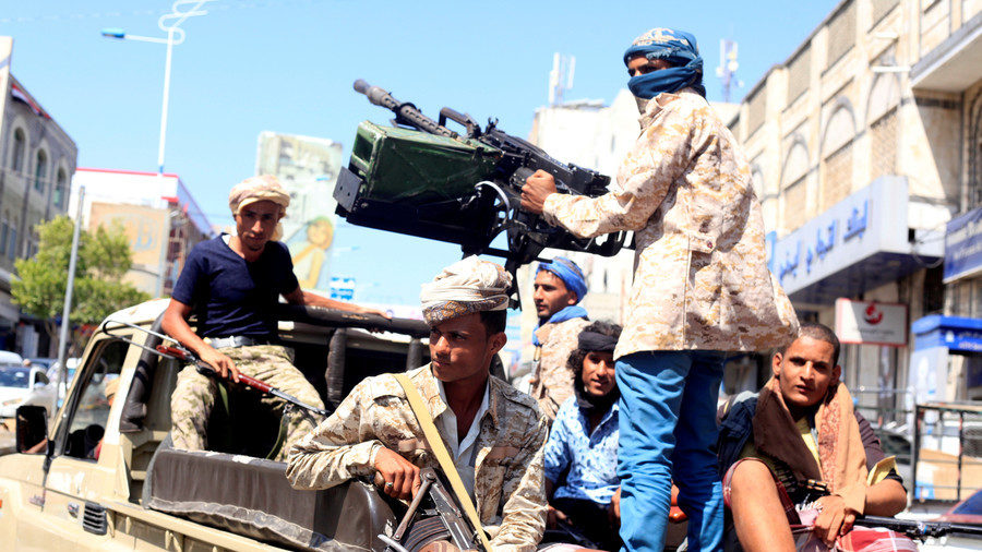 Click to enlarge Yemen government soldiers