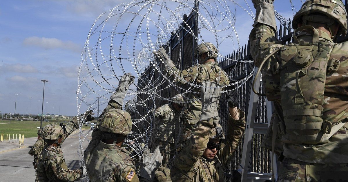 Trump admin approves use of force at border
