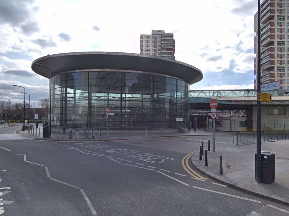 Canada Water Tube station