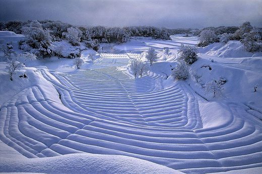 Click to enlarge Winter waves