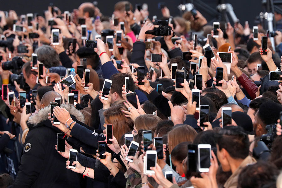 crowd with phones