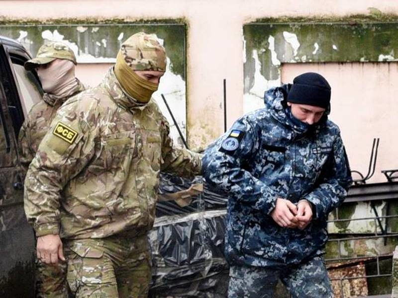 Click to enlarge Ukraine sailor russian custody