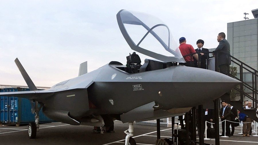 Click to enlarge F-35 fighter jet