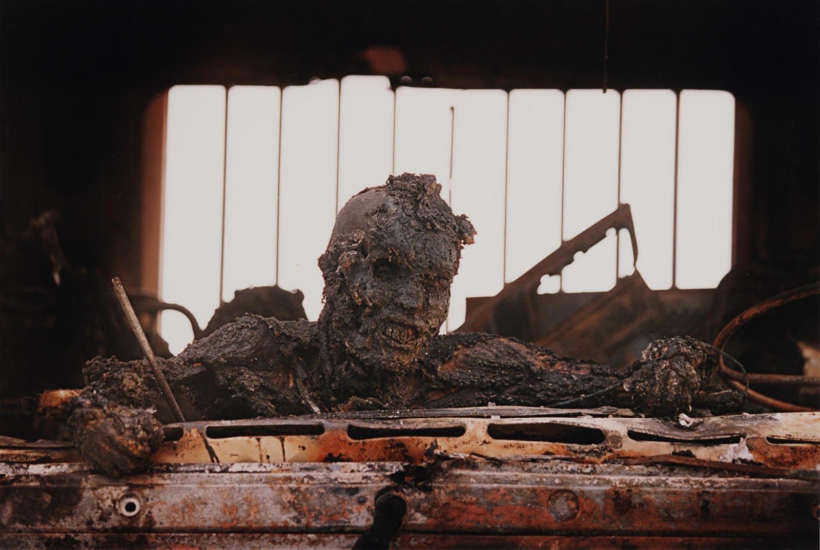Click to enlarge highway death iraq war