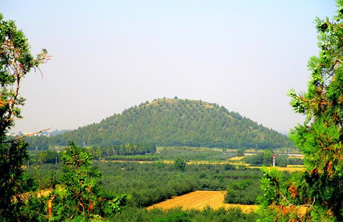 Click to enlarge Emperor Wu of Han burial