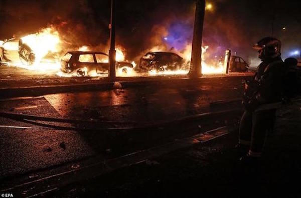 cars burning paris yellow vests