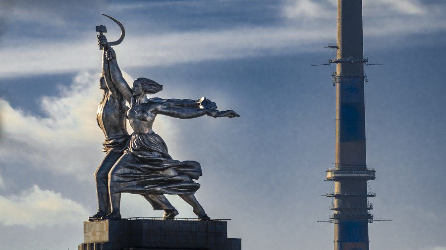 Click to enlarge 'Worker and Kolkhoz Woman'