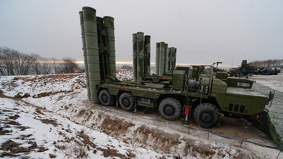 Click to enlarge S-400 Air Defense Missile System