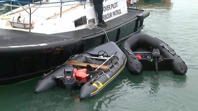 Click to enlarge migrant boat britain