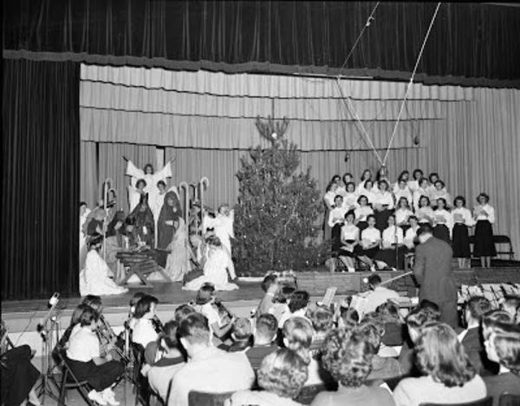 Click to enlarge christmas pagent