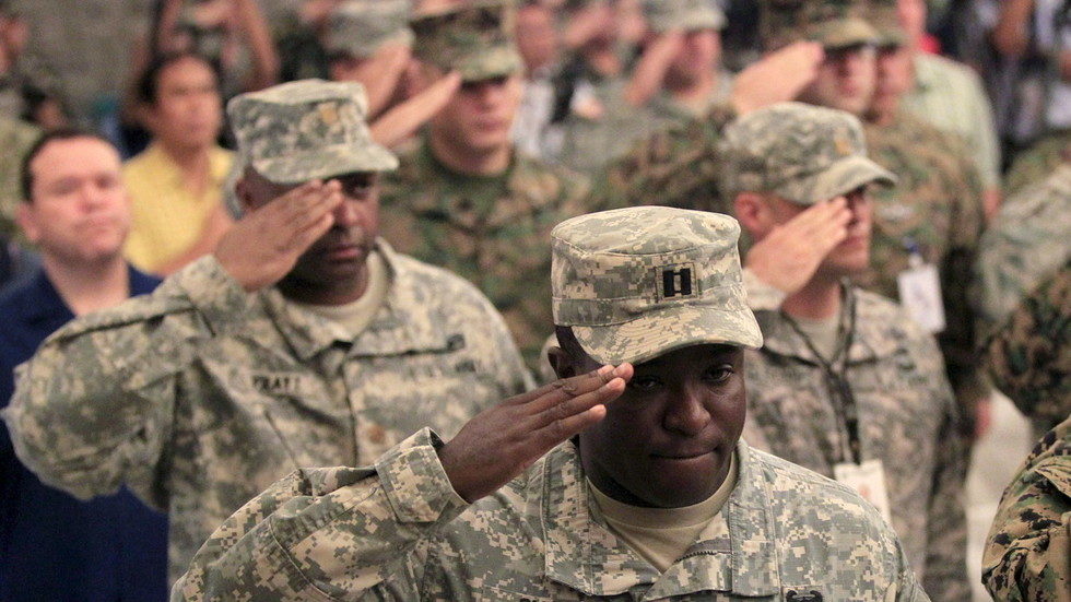 us military troops