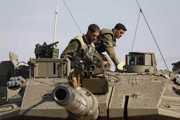 Click to enlarge Israeli soldiers
