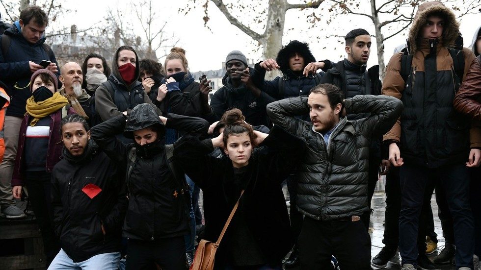 students paris