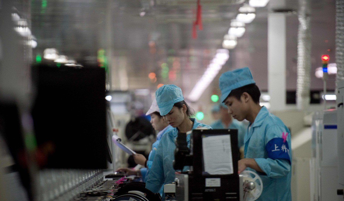 Click to enlarge Chinese workers