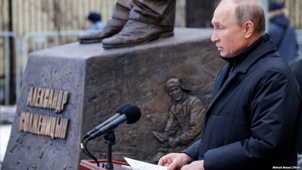 putin solzhenitsyn