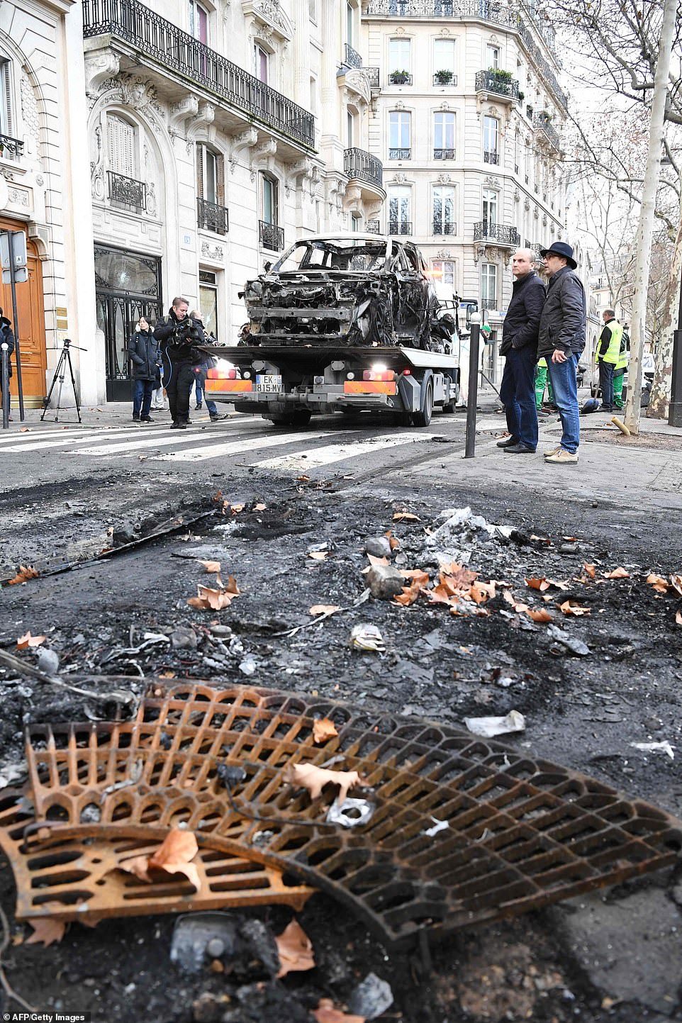 Click to enlarge yellow vest aftermath
