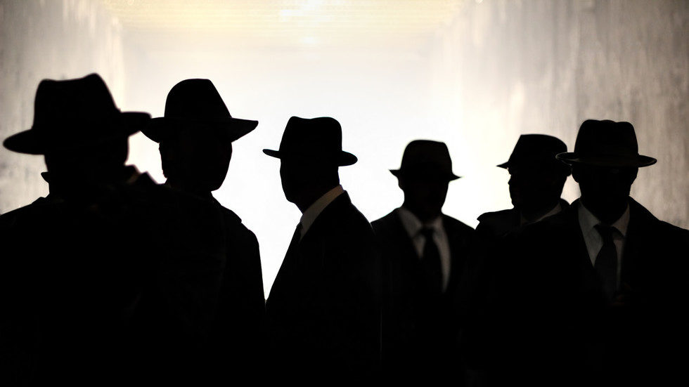 Click to enlarge spies