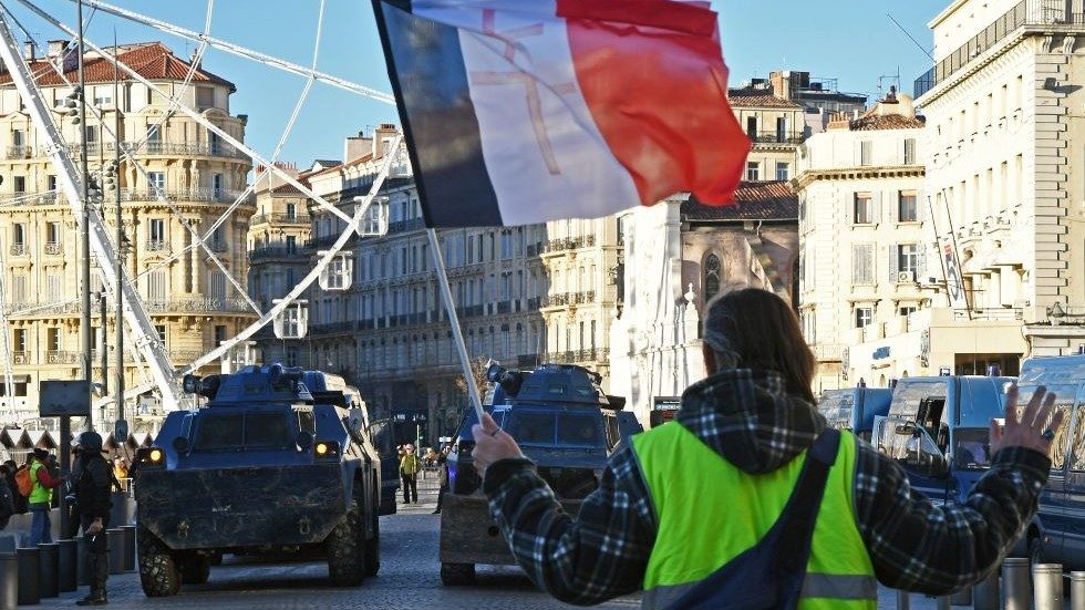 western hypocrisy Yellow Vests Paris