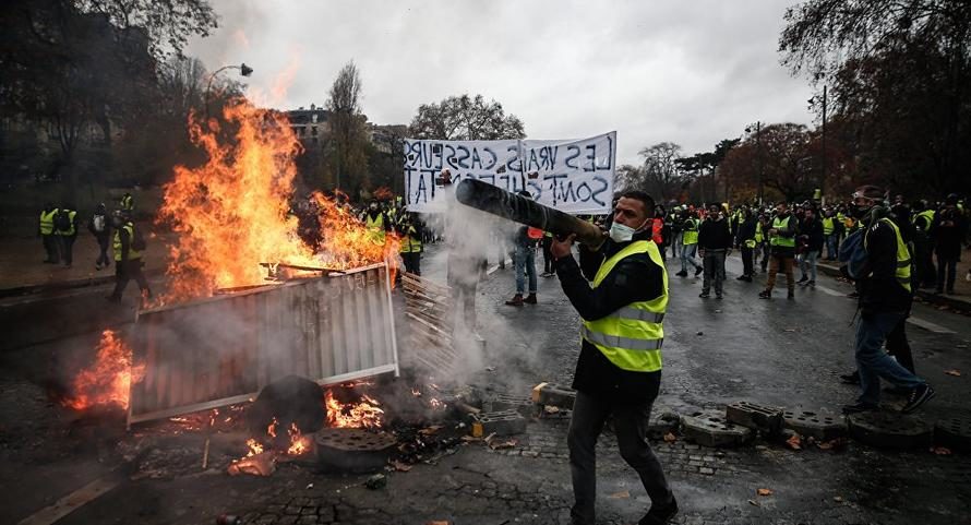 Click to enlarge Yellow Vest Protests