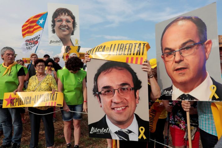 Click to enlarge Catalan independence protest