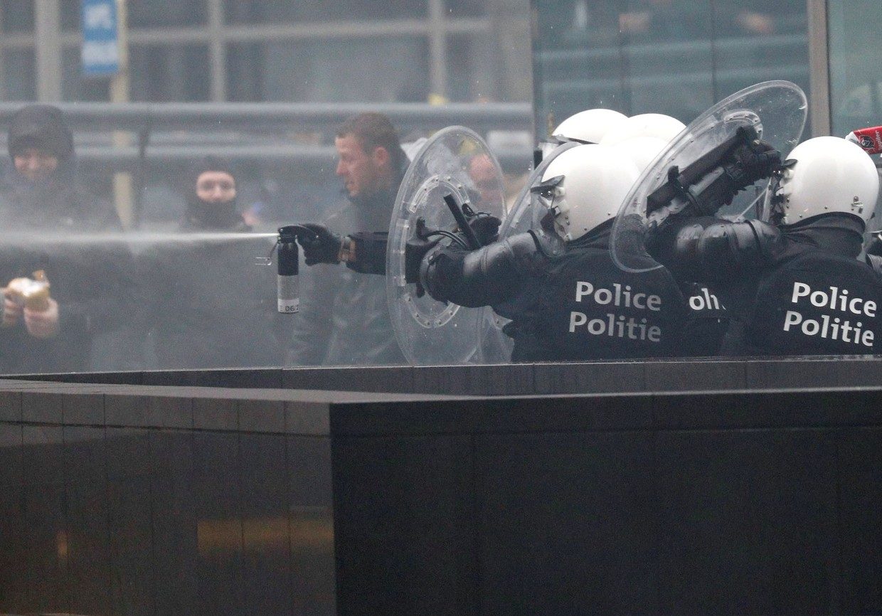 Click to enlarge Brussels protest