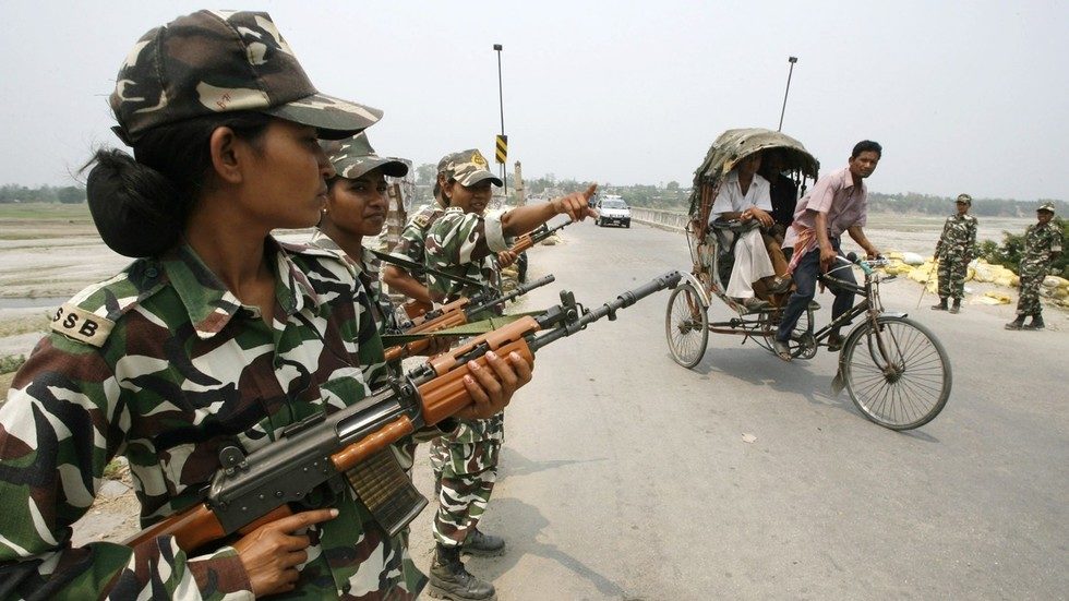 indian female soldiers