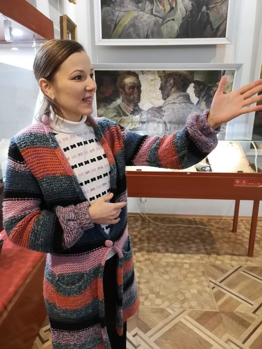 Click to enlarge Anna Naumenko at the Kerch museum