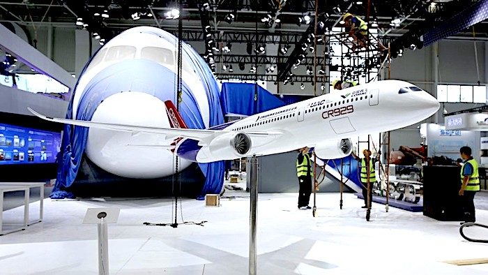 Click to enlarge Jetliner model
